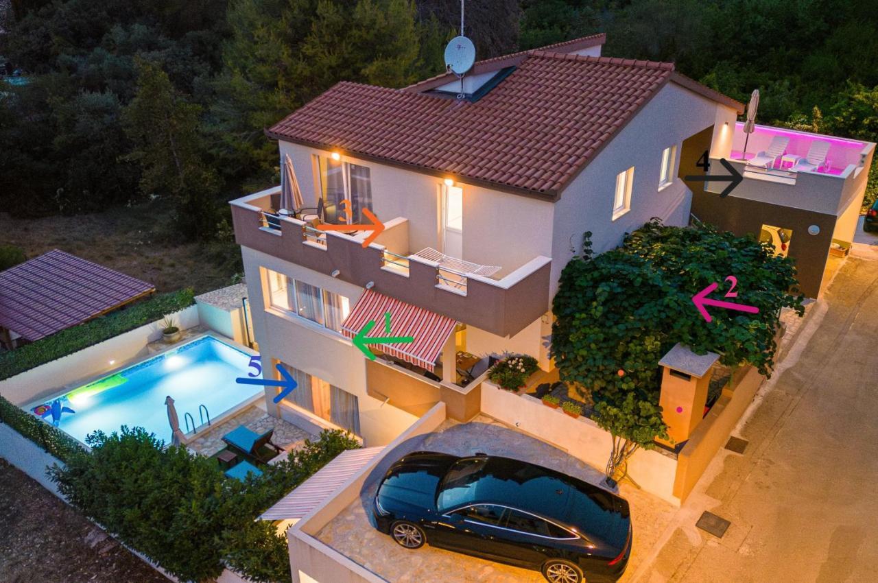 Bruno'S Poolside Apartments - Near Beach Trogir Dış mekan fotoğraf